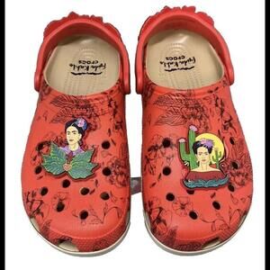 Crocs Frida Kahlo Classic Clogs Women’s Size 13.5 Men’s 12 Unisex Red New NWT